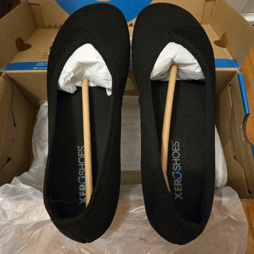 Xero Phoenix Knit Women's Black Flats